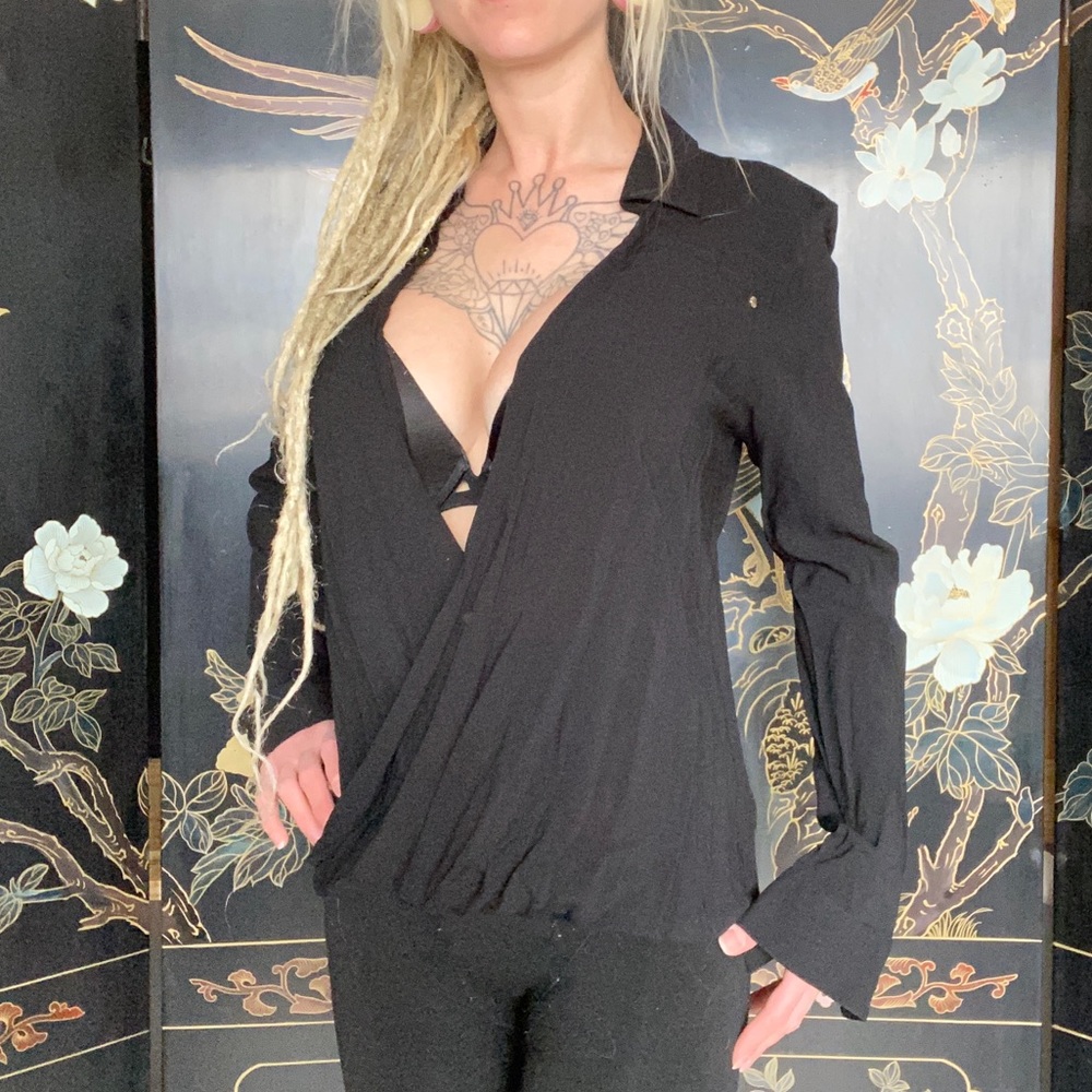 Gorgeous Michael Kors open front dress shirt